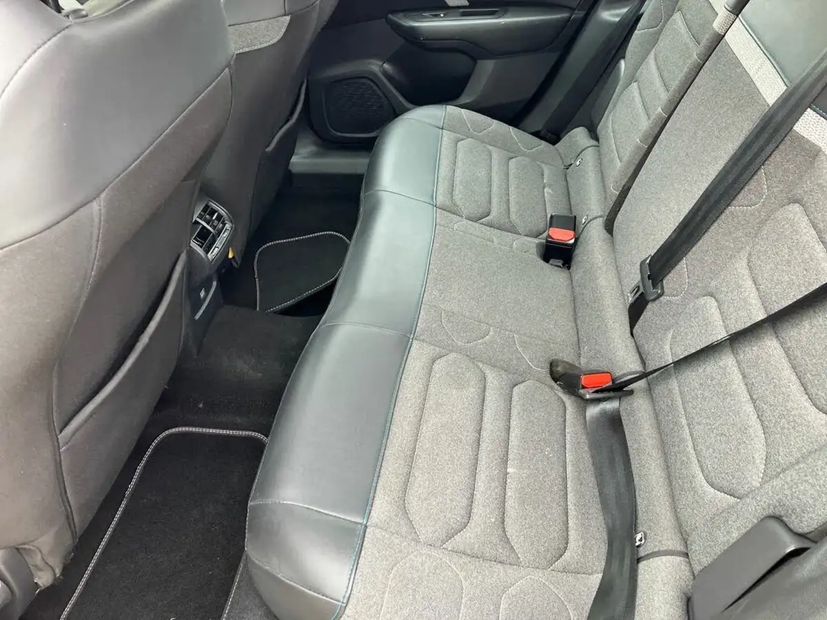 2021-citroen-c4-12-puretech-sense-plus-eat8-big-18