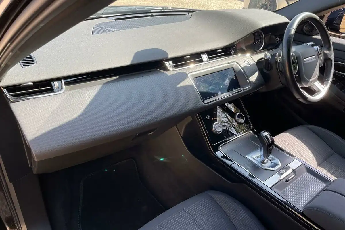 2020-land-rover-range-rover-evoque-20-p200-r-dynamic-200bhp-big-26