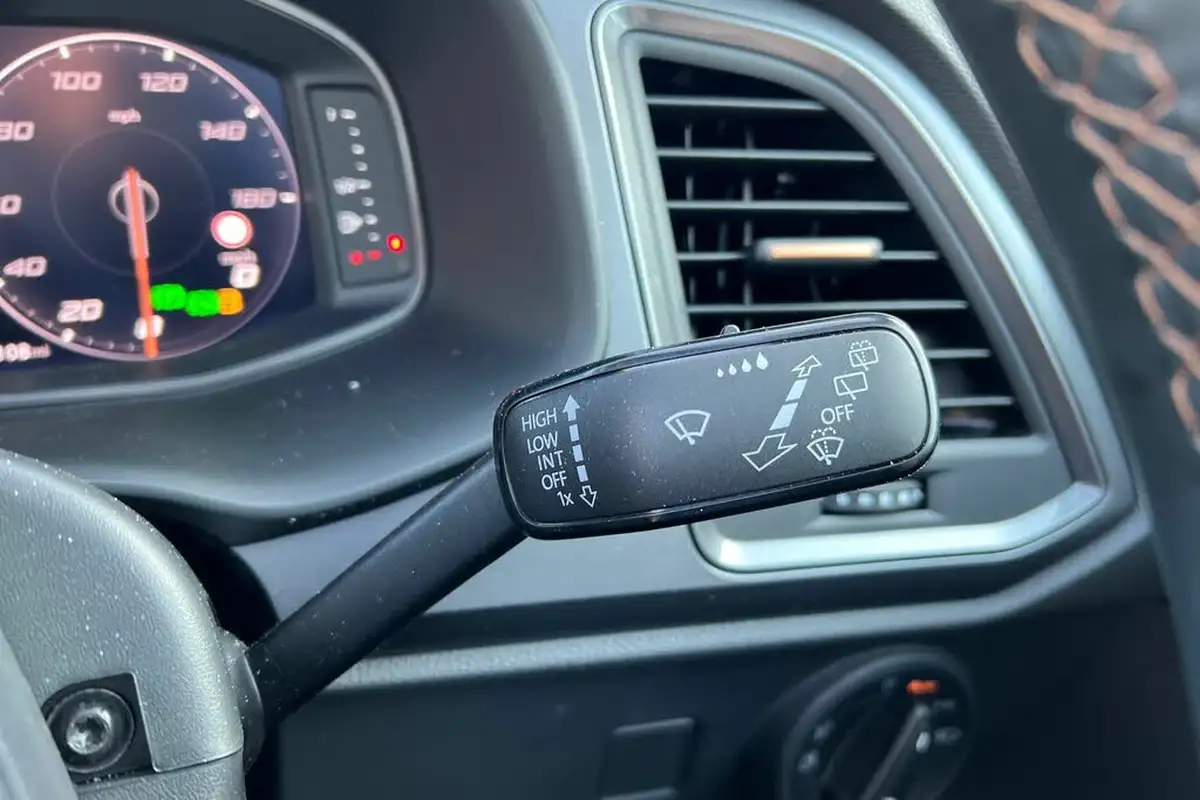 2024-cupra-ateca-15-ecotsi-v2-big-25