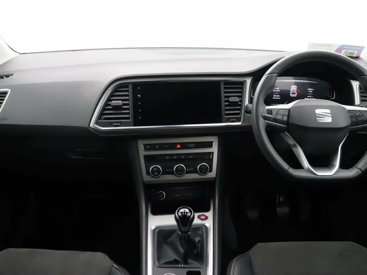 2023-seat-ateca-20tdi-xperience-115ps-big-12