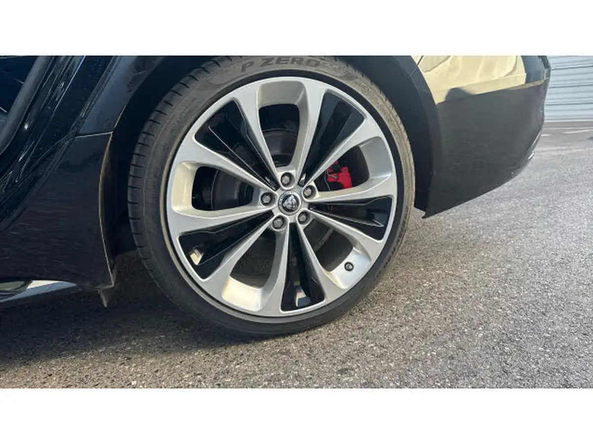 2024-jaguar-xf-20-p300-300-sport-saloon-4d-big-17