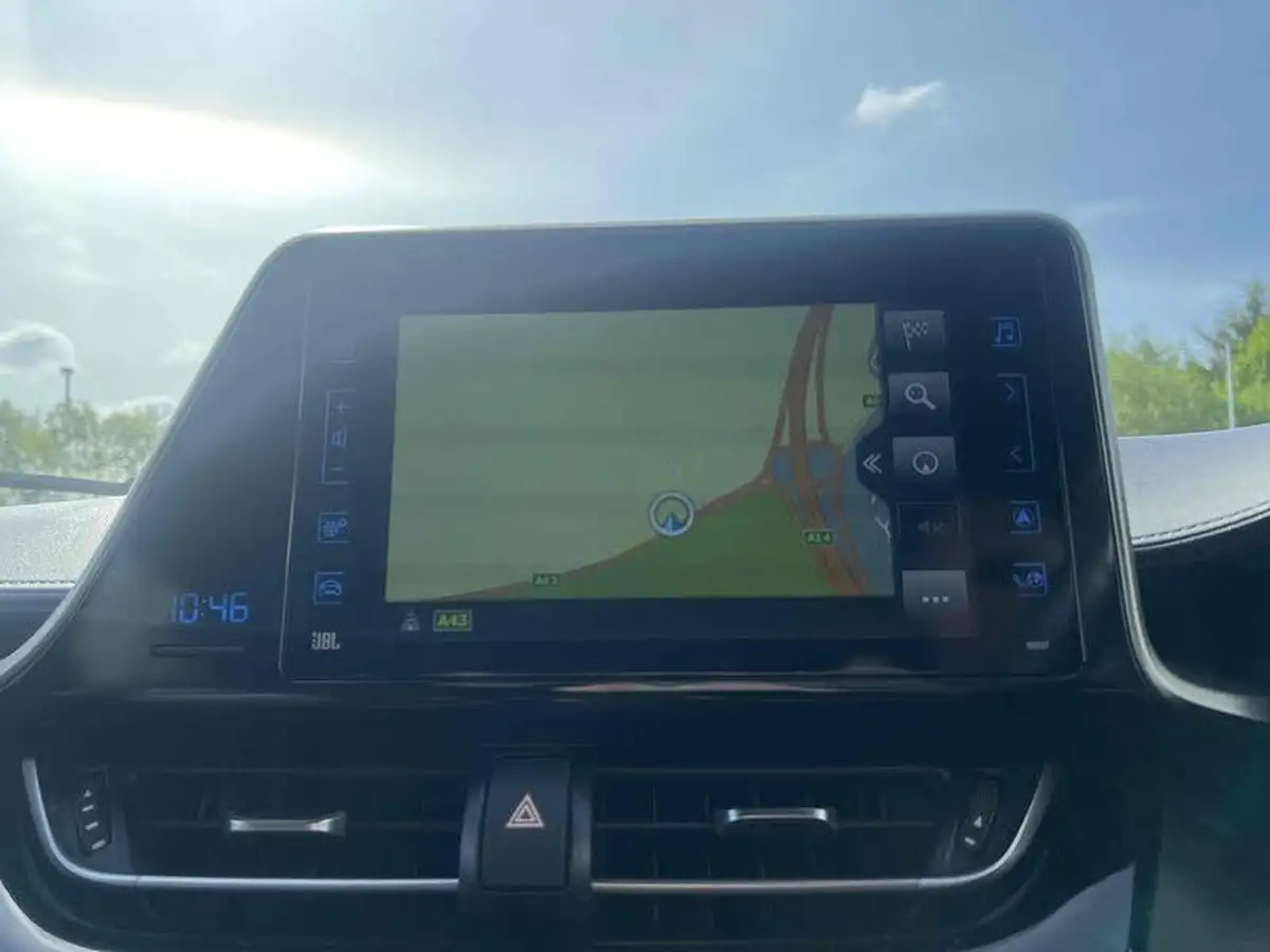 2019-toyota-c-hr-18-vvt-i-dynamic-big-28