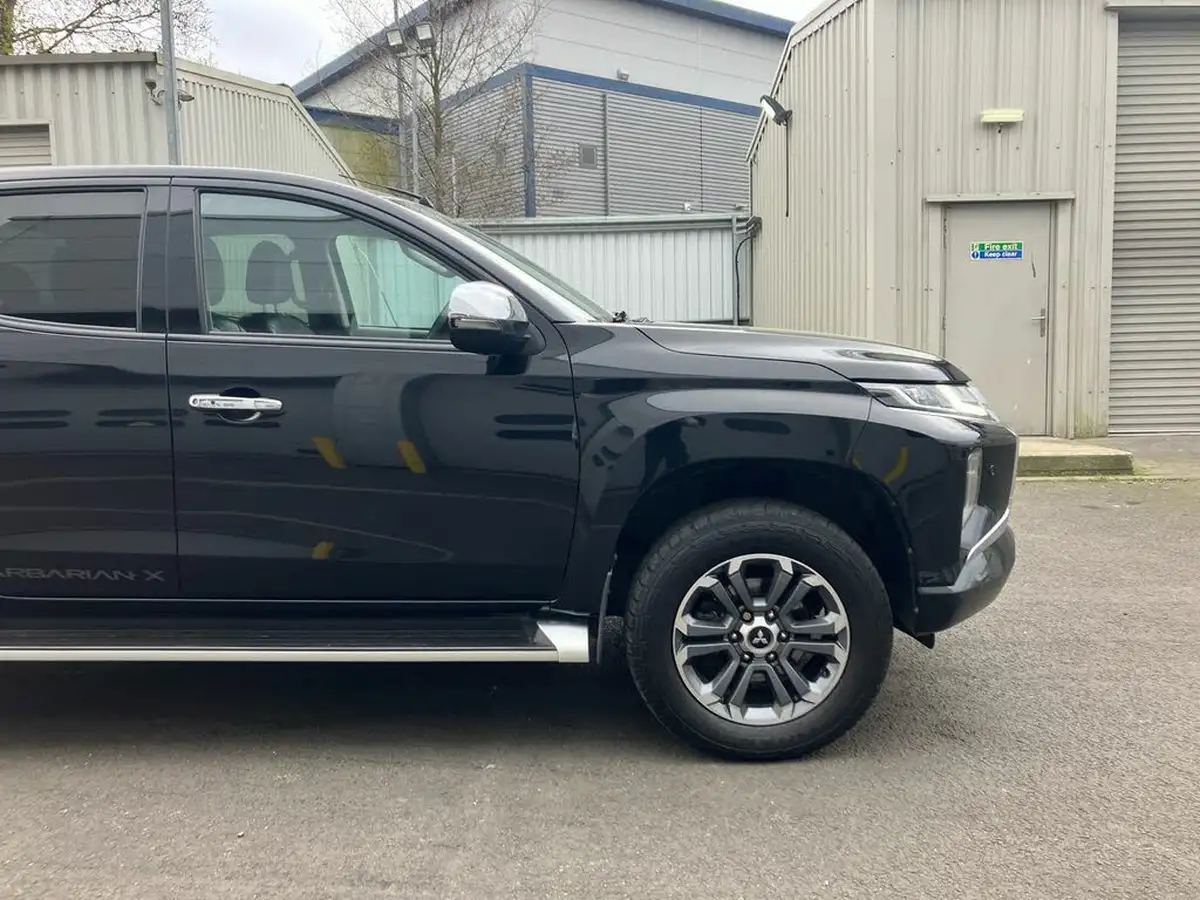 2021-mitsubishi-l200-22di-d-barbarian-x-big-26