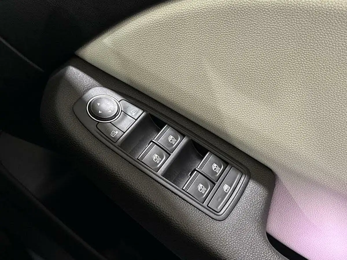 2022-renault-clio-10-tce-se-edition-big-16