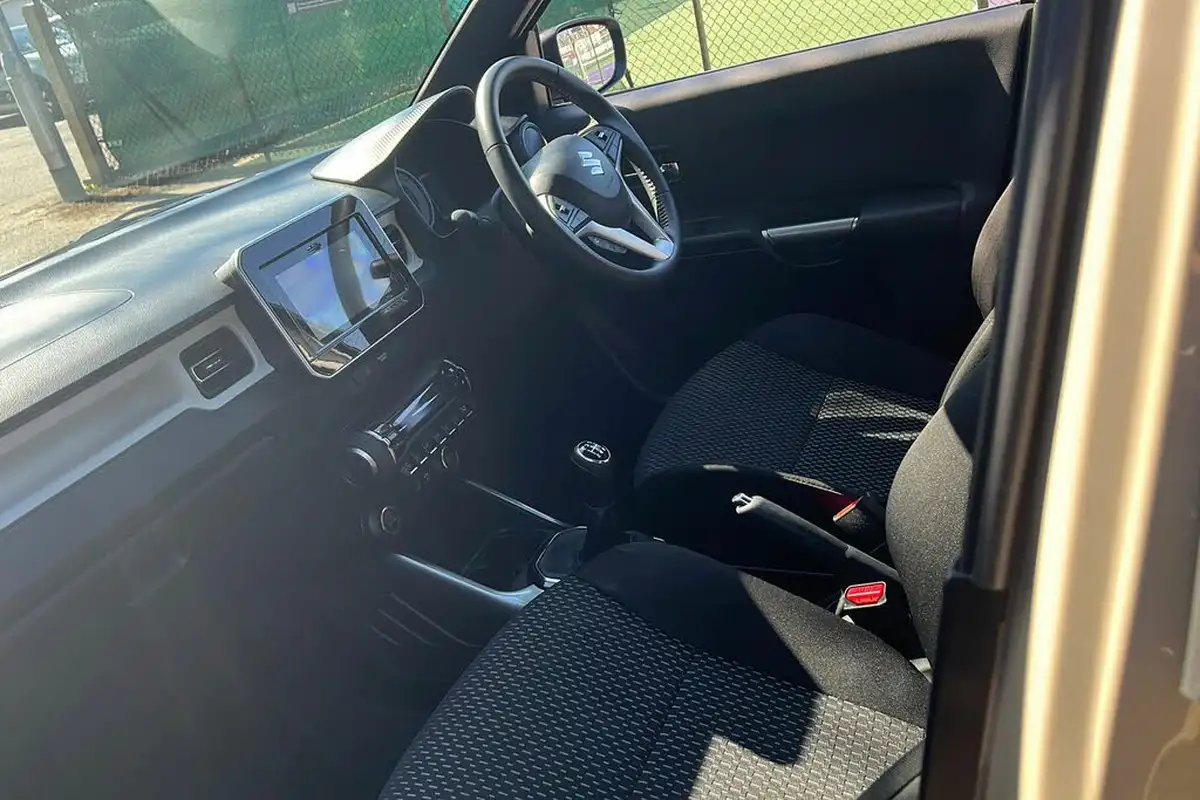 2022-suzuki-ignis-12-dualjet-sz5-big-2