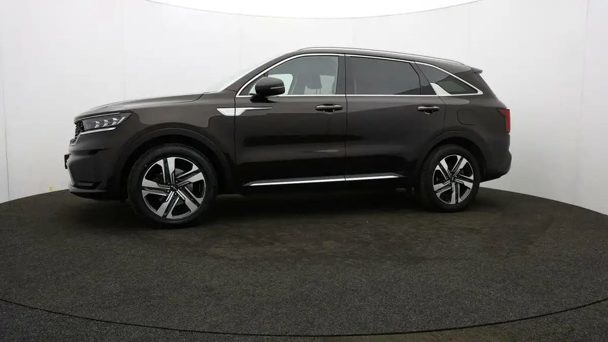2022-kia-sorento-16-t-gdi-3-226bhp-hev-big-67