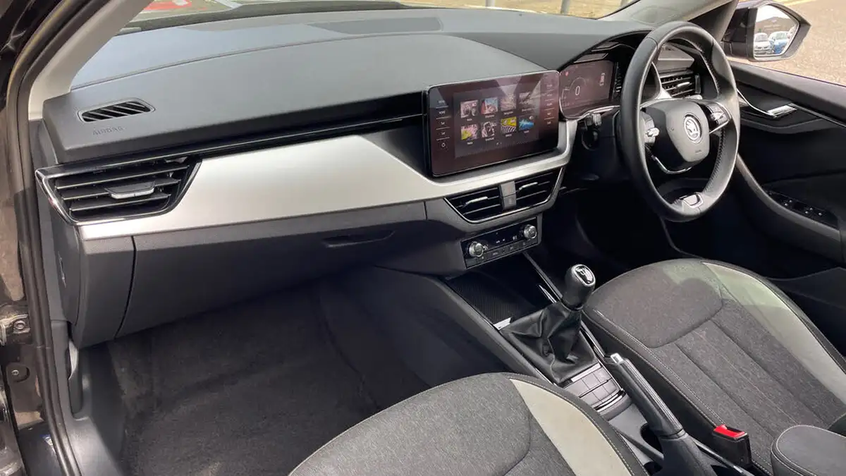 2021-skoda-kamiq-10-tsi-se-l-109ps-big-9