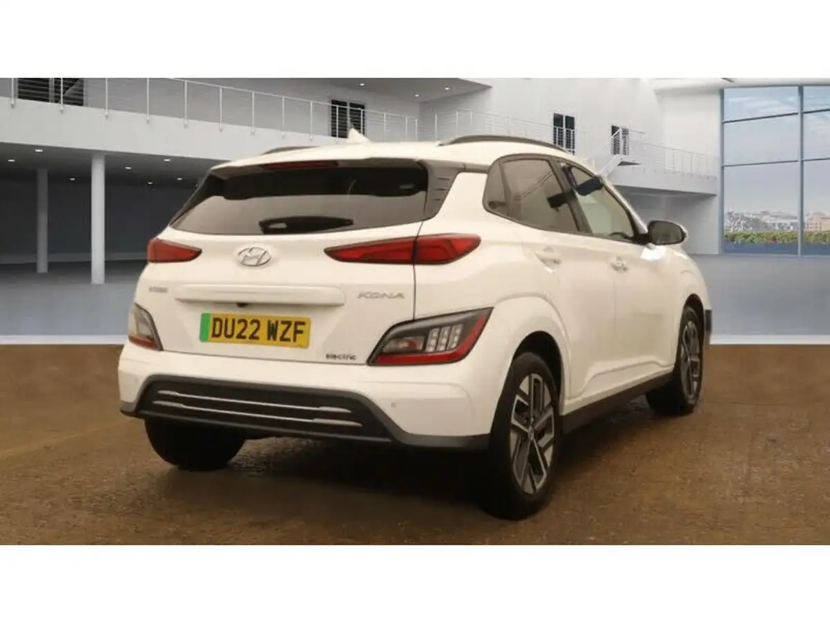 2022-hyundai-kona-e-premium-204ps-64kwh-7kw-obc-big-6