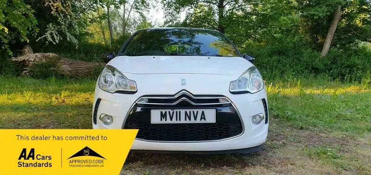 2011-citroen-ds3-16-dsport-150ps-big-3