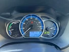 2016-toyota-yaris-15-vvt-i-design-hybrid-small-61