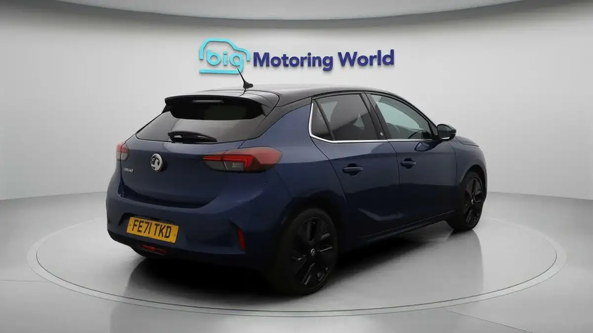 2021-vauxhall-corsa-e-elite-premium-big-6
