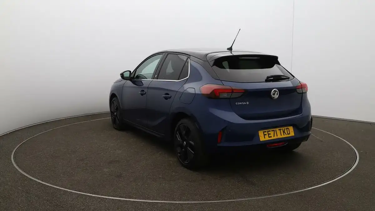 2021-vauxhall-corsa-e-elite-premium-big-58