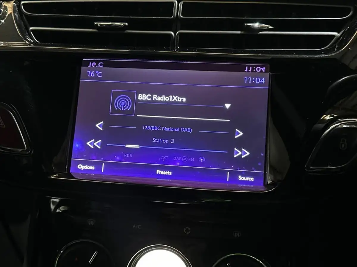 2017-ds-ds-3-12-puretech-connected-chic-82ps-big-10