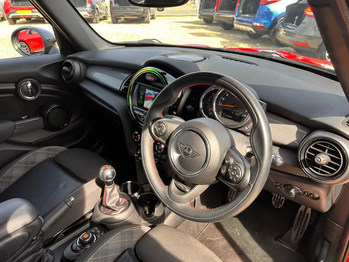2019-mini-cooper-15-cooper-sport-hatchback-5d-big-31