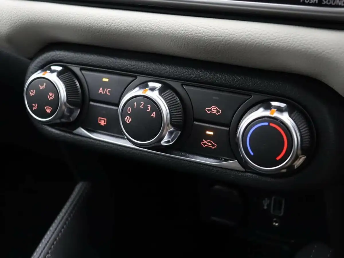 2021-nissan-micra-10-ig-t-acenta-big-37