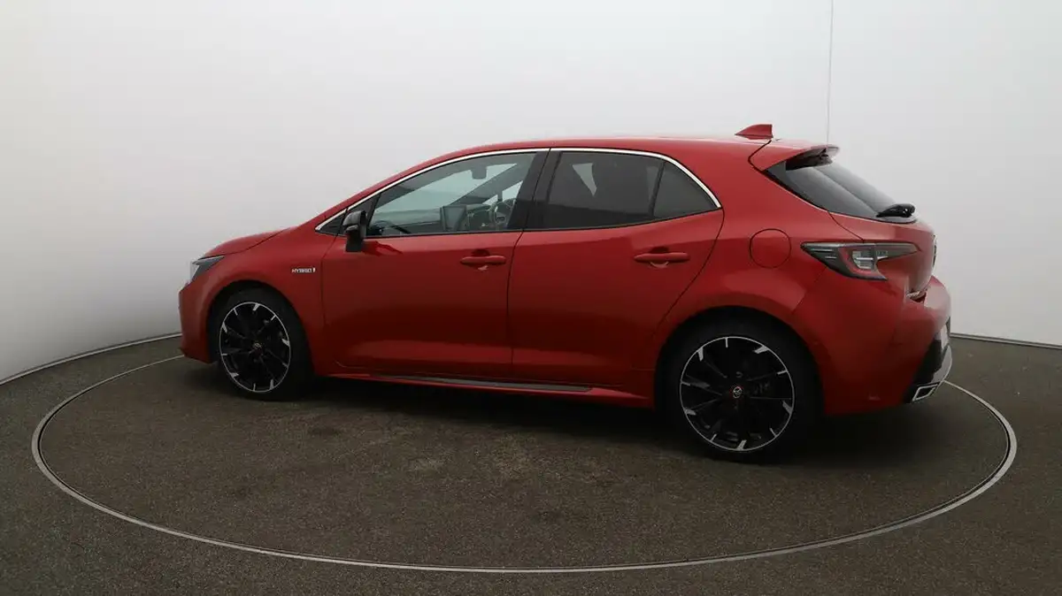 2021-toyota-corolla-18-vvt-i-gr-sport-trk-hatchback-big-47