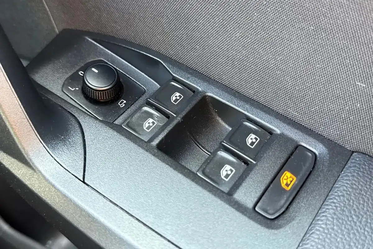 2021-seat-ibiza-10-tsi-fr-95ps-big-28