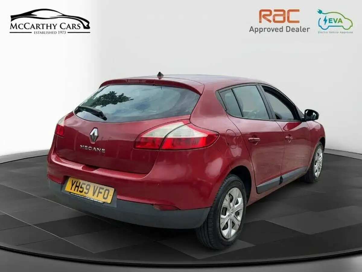 2009-renault-megane-16-expression-vvt-110bhp-hatchback-5d-big-11