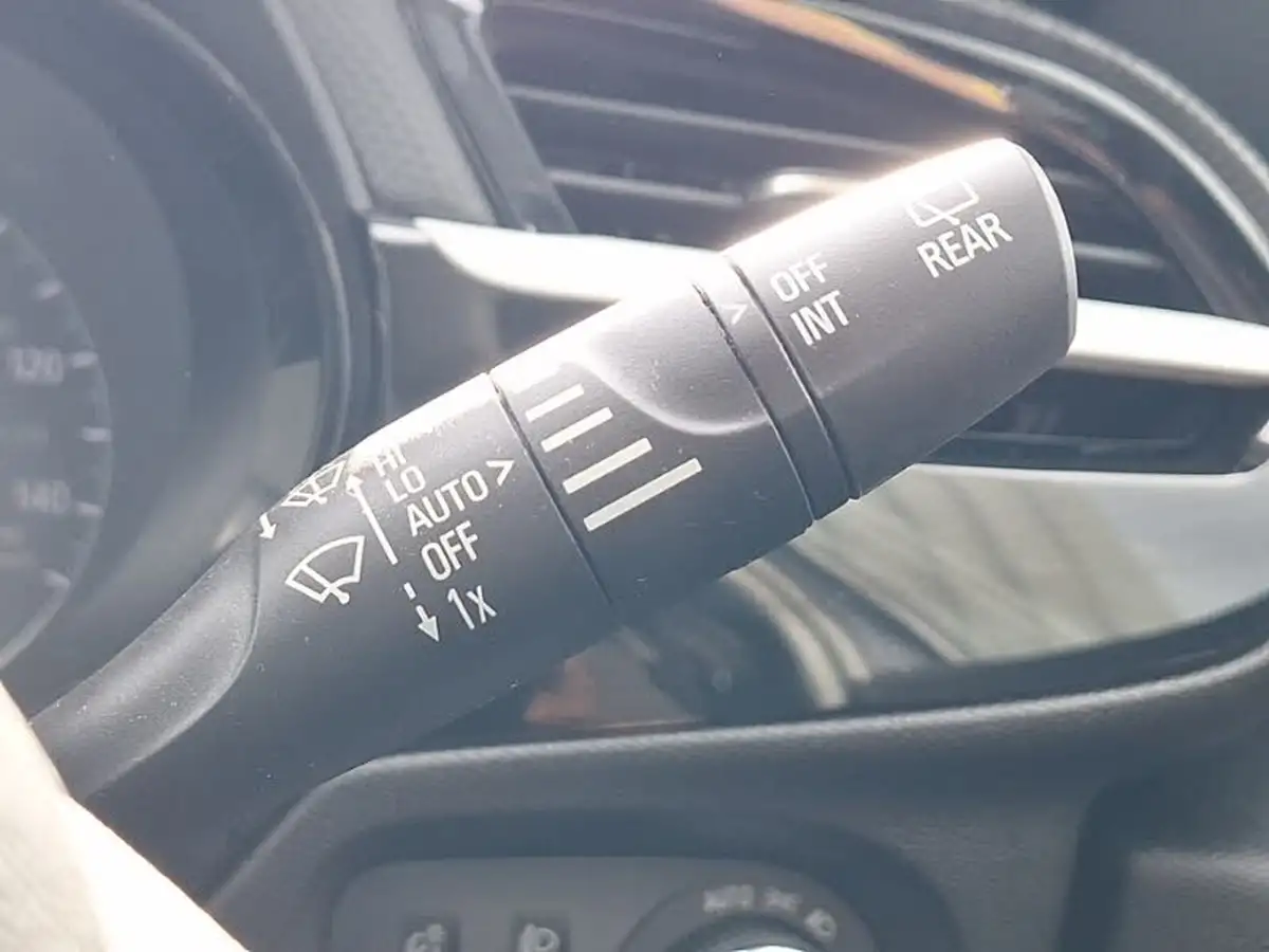 2021-vauxhall-corsa-12i-griffin-edition-big-17