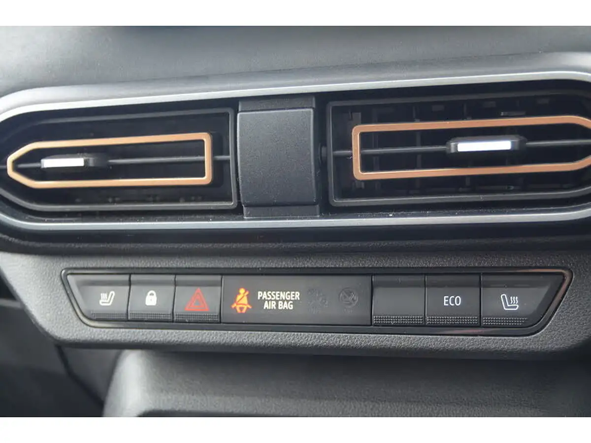 2024-dacia-jogger-16-tce-extreme-big-35