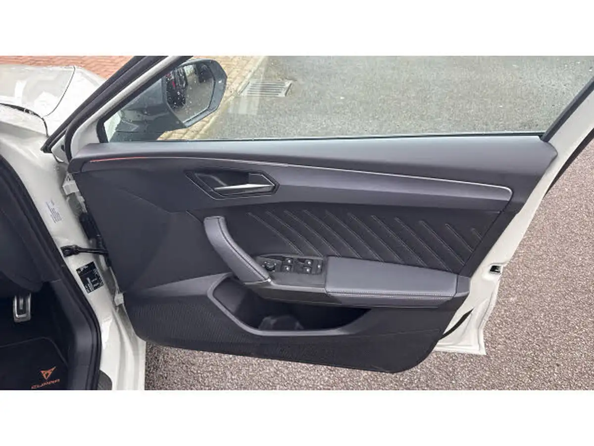 2025-cupra-leon-nf-15-tsi-v3-hatchback-big-18