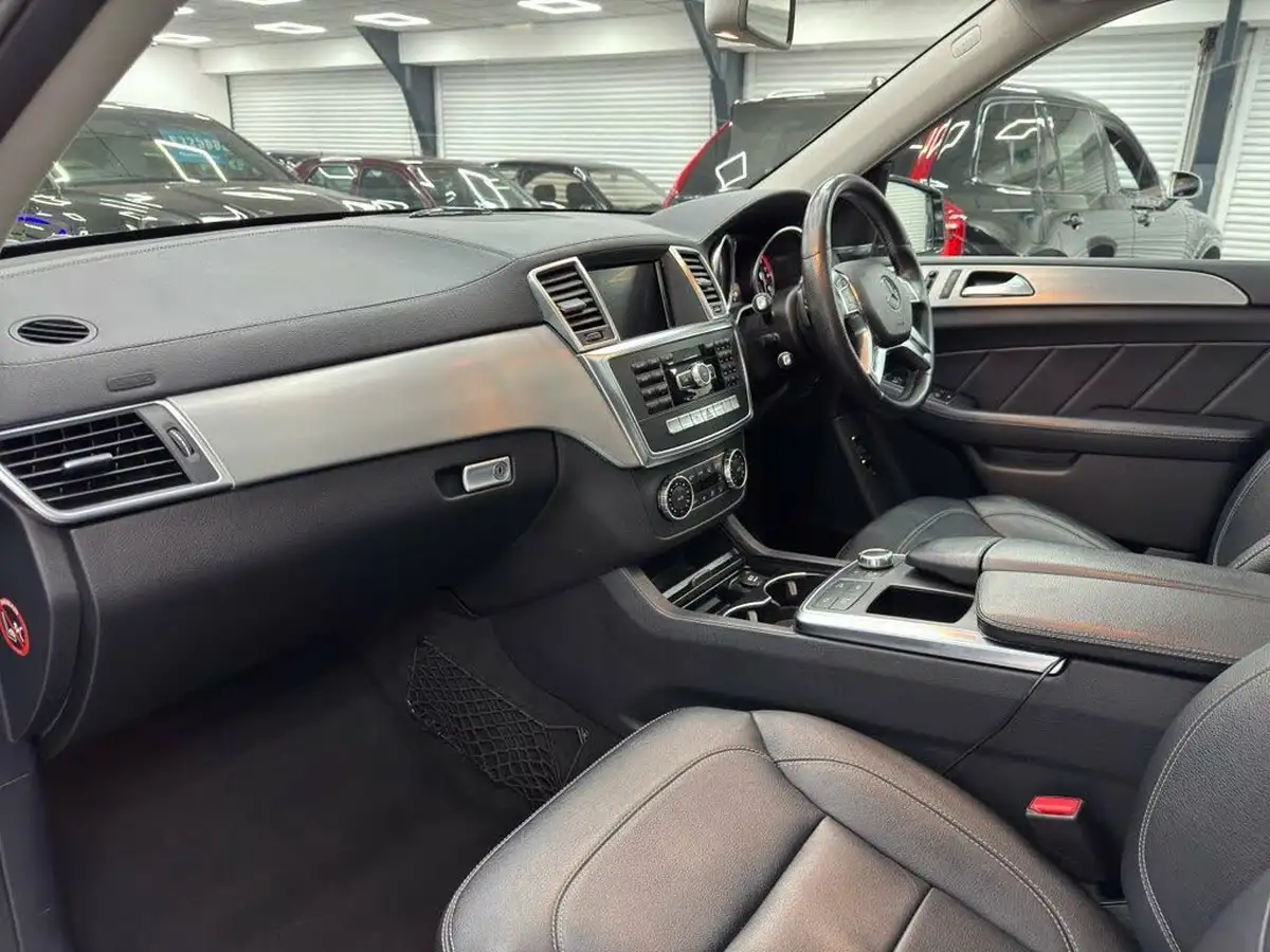 2015-mercedes-benz-gl-class-30td-gl350-amg-sport-258ps-ss-4matic-auto-big-22