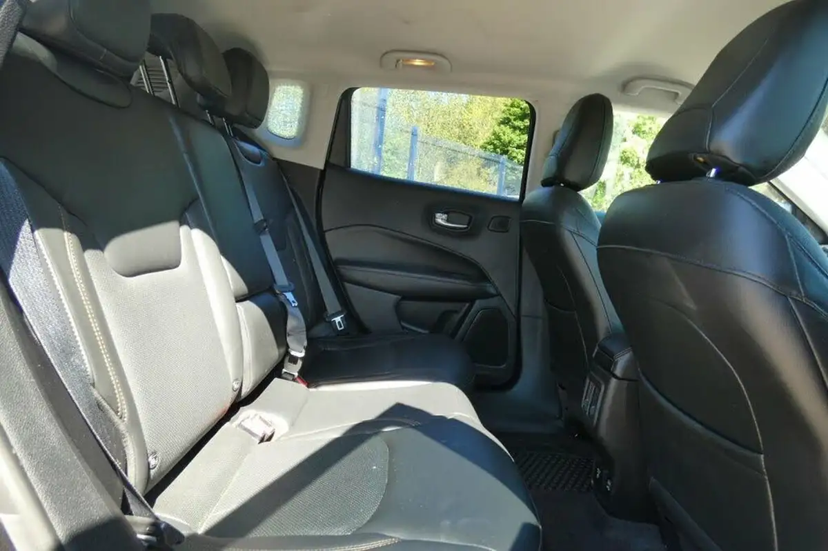 2018-jeep-compass-14-multiair-ii-limited-138bhp-big-8