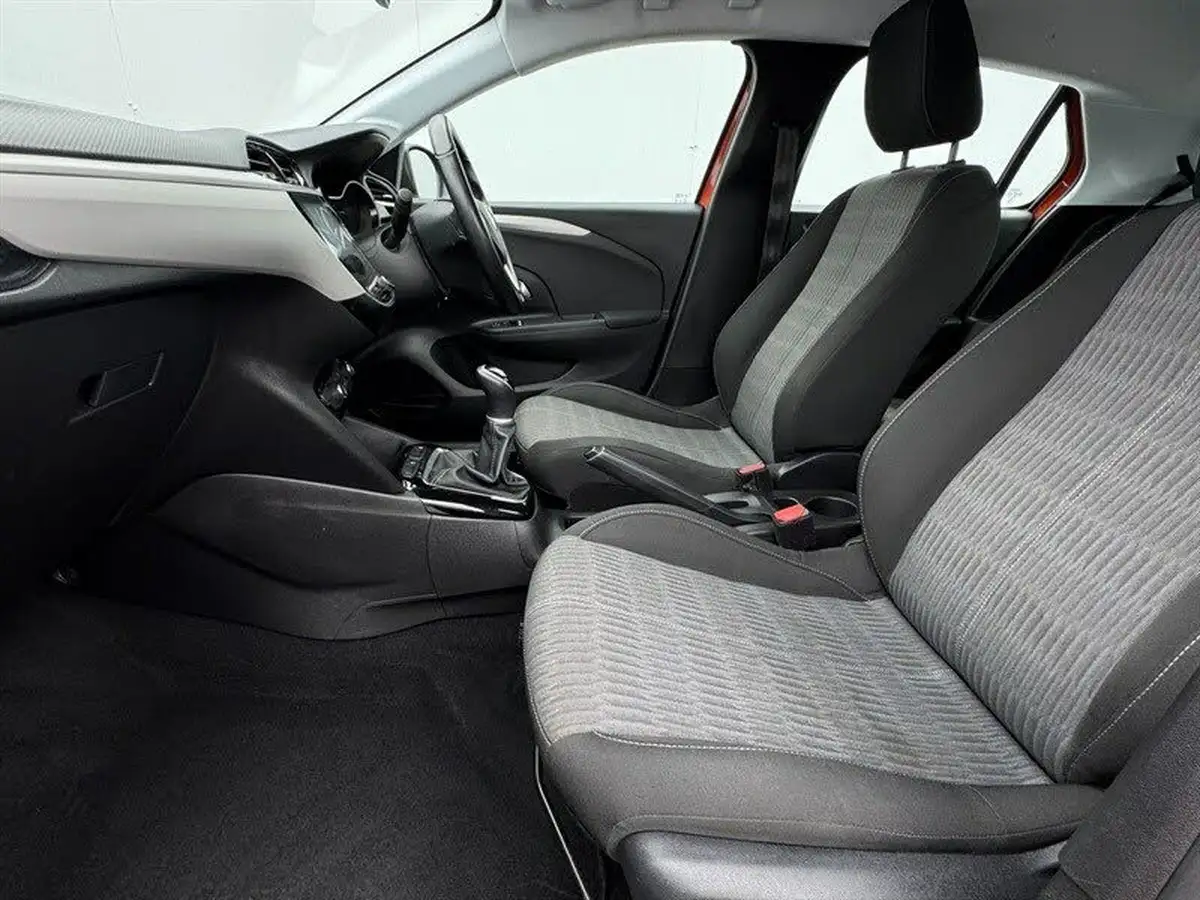 2020-vauxhall-corsa-12i-se-big-10