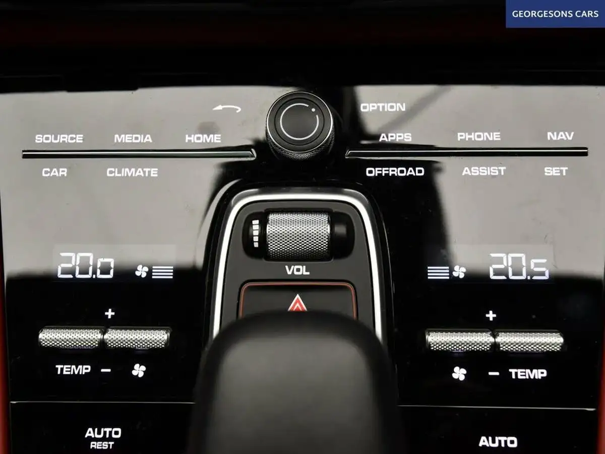 2022-porsche-cayenne-30-v6-e-hybrid-station-wagon-big-26