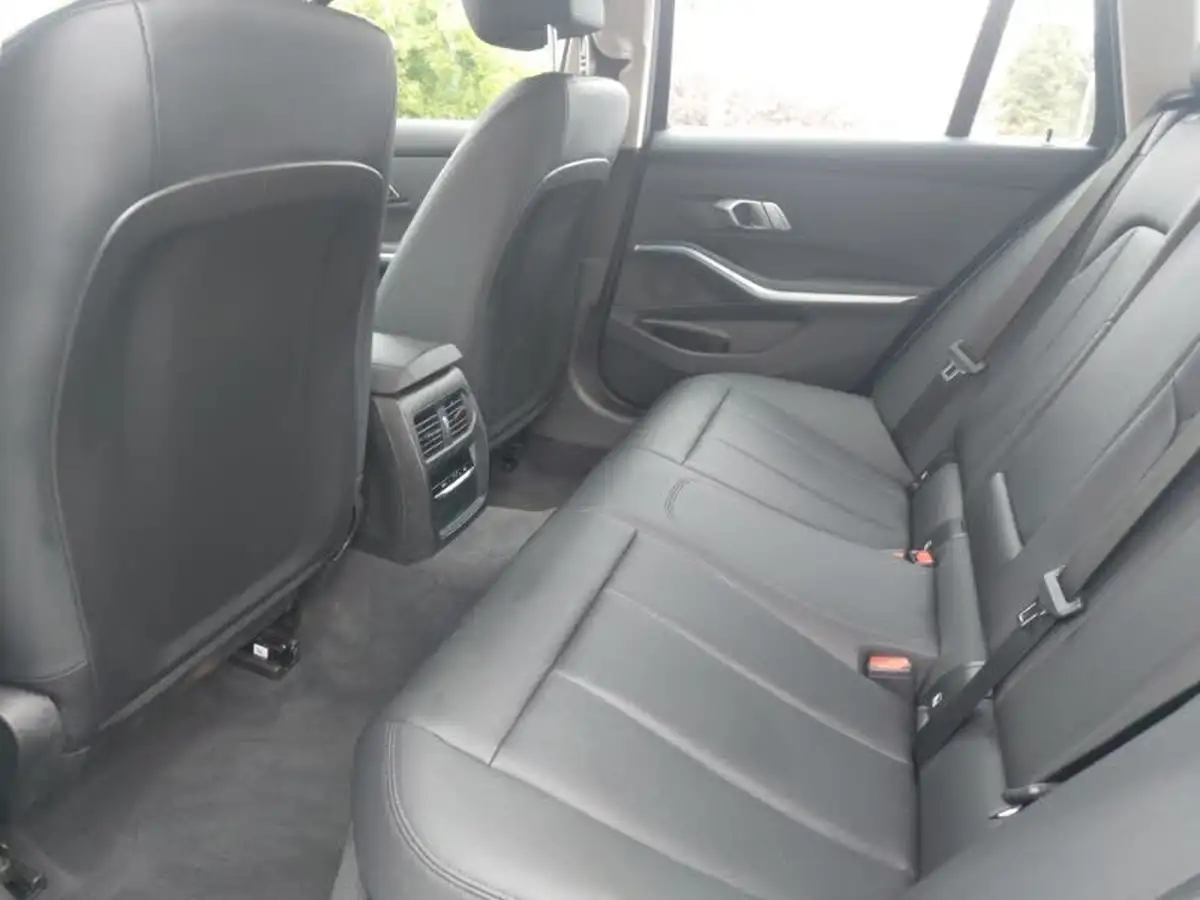 2021-bmw-3-series-20-330e-se-pro-touring-5d-big-5