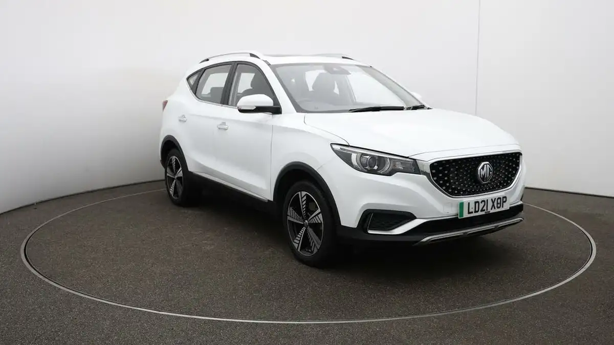 2021-mg-zs-suv-e-exclusive-ev-big-42