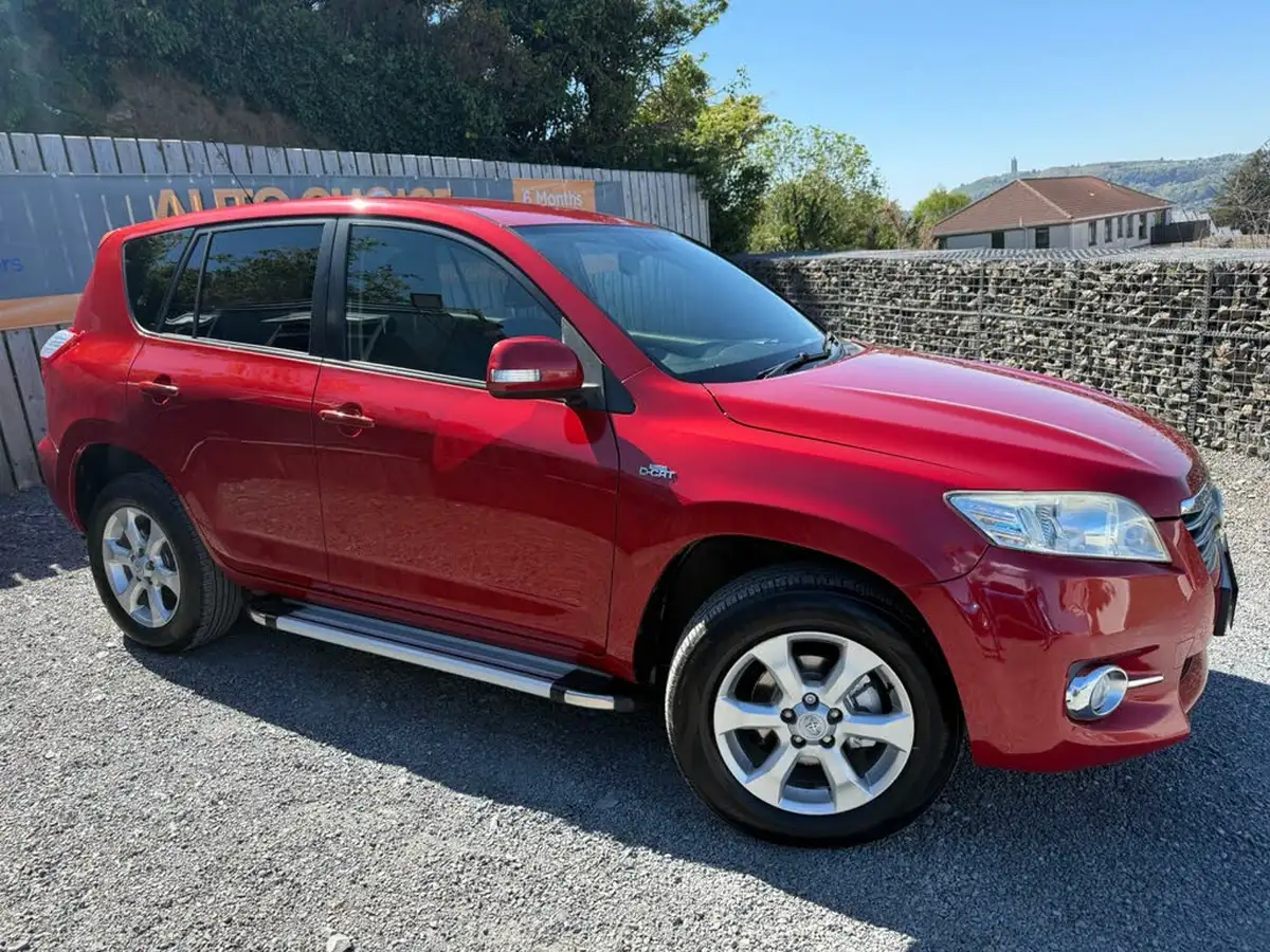 2012-toyota-rav4-22td-xt-r-22d-cat-150bhpawd-auto-big-1