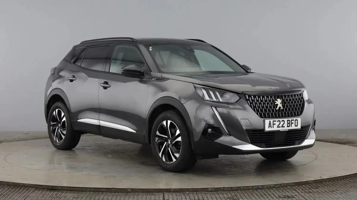 2022-peugeot-2008-suv-12-puretech-gt-eat8-big-0