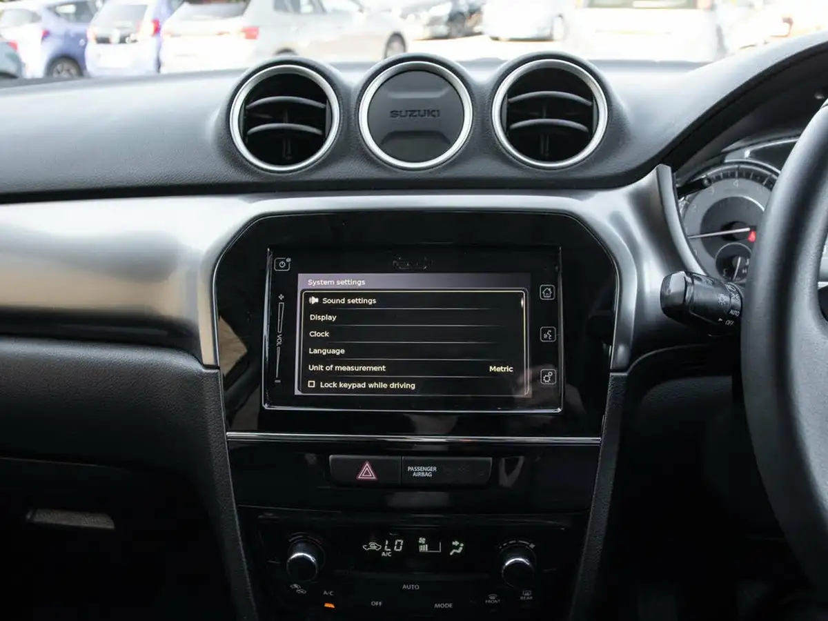2021-suzuki-vitara-14-boosterjet-sz-t-big-26