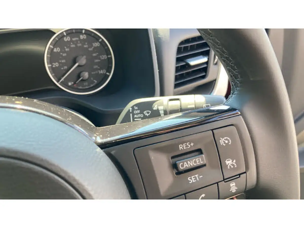 2023-nissan-qashqai-13-dig-t-acenta-premium-140ps-big-29