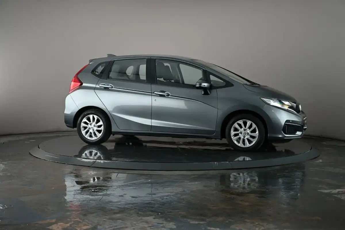 2018-honda-jazz-13-i-vtec-se-navi-big-33