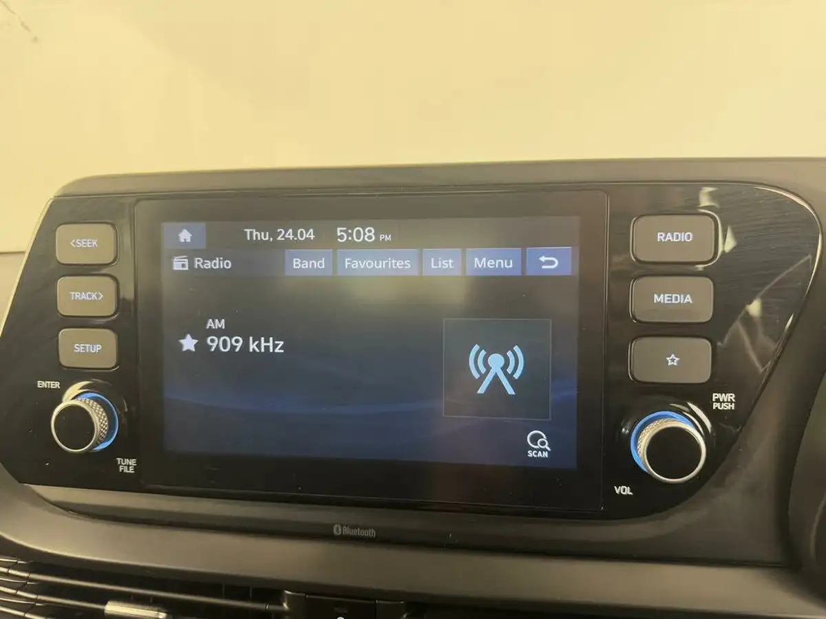 2022-hyundai-i20-10-t-gdi-se-connect-eclutch-imt-big-37