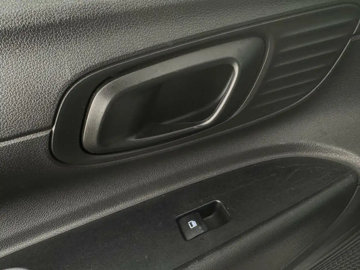 2022-hyundai-i20-10-t-gdi-se-connect-eclutch-imt-big-13