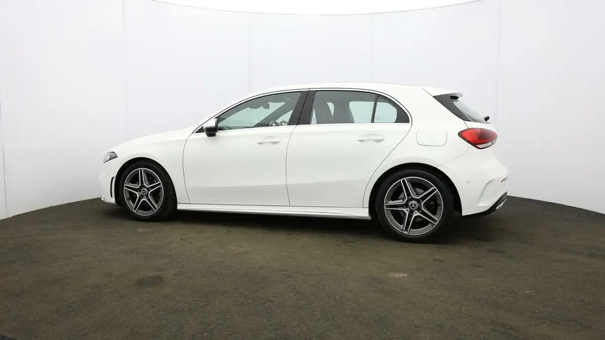 2018-mercedes-benz-a-class-13-a200-amg-line-premiumss-hatchback-5d-7g-dct-big-66