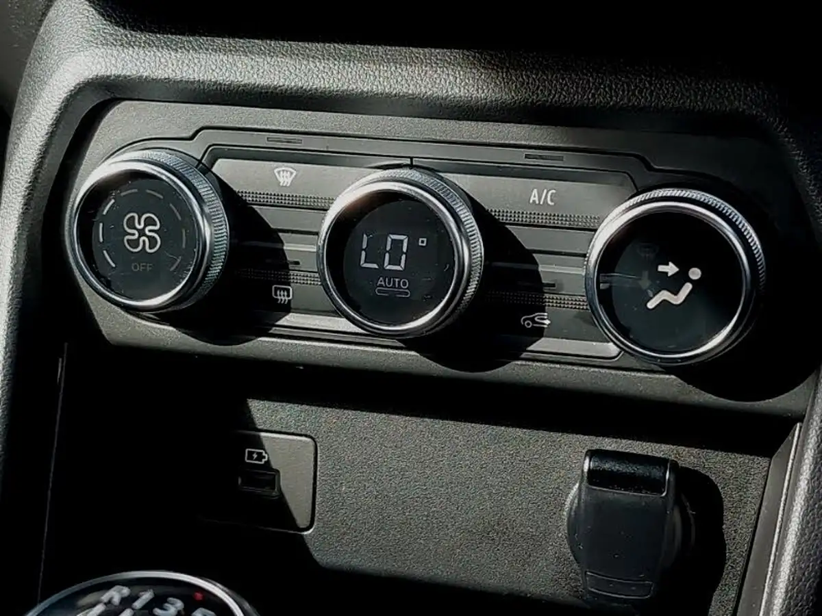 2021-dacia-sandero-stepway-10-tce-prestige-90bhp-big-14