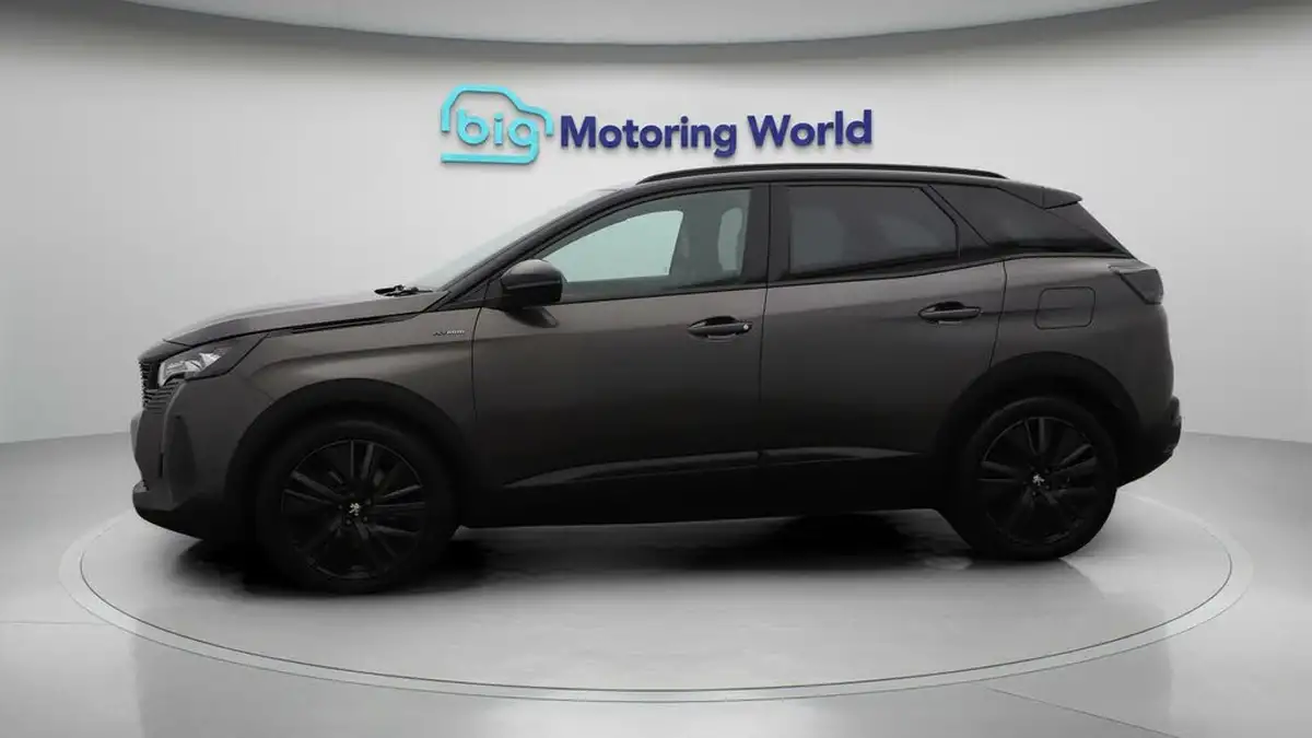 2022-peugeot-3008-suv-16-puretech-gt-premium-225bhp-hybrid-e-eat8-big-4