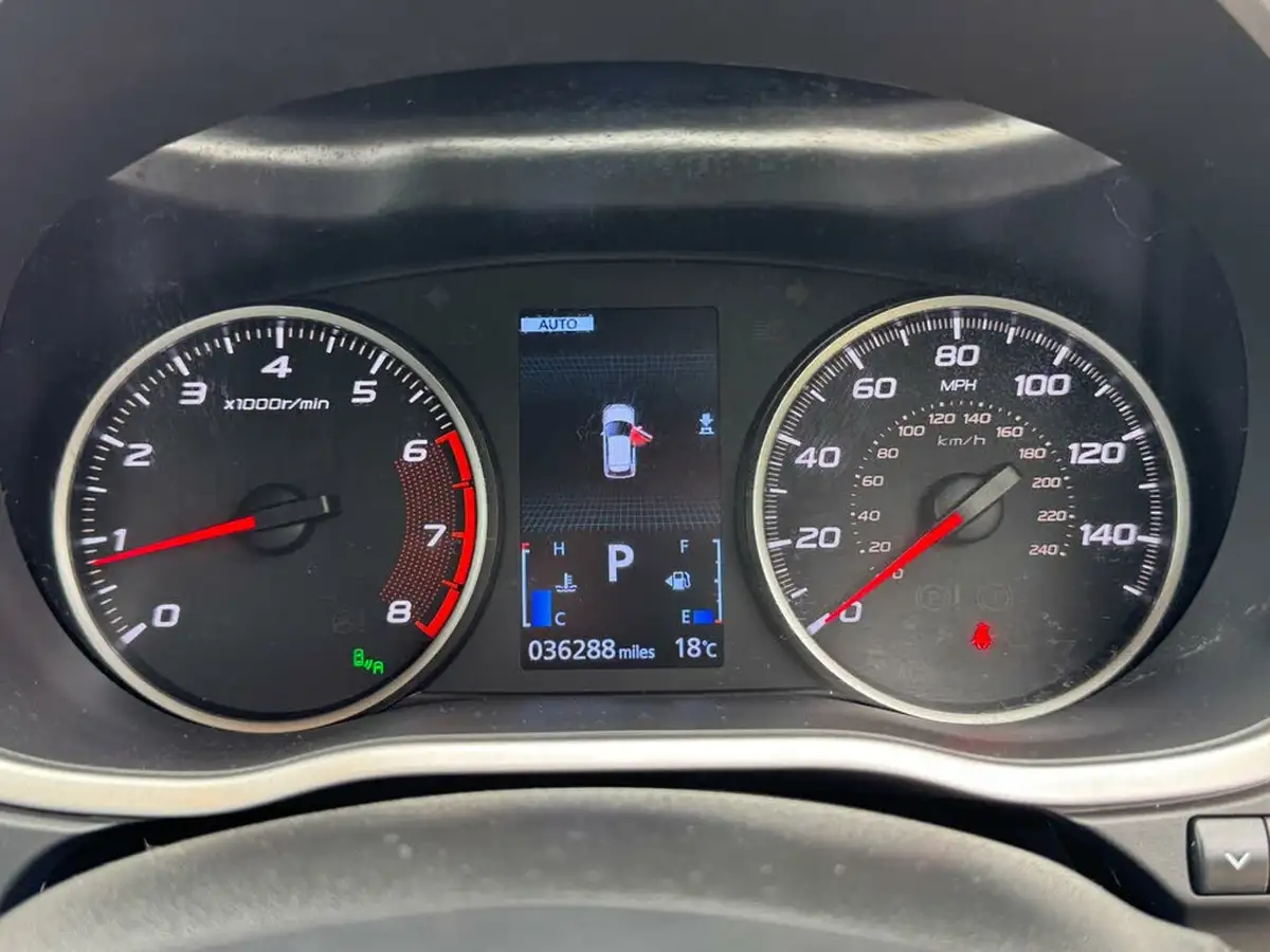2019-mitsubishi-eclipse-cross-15-4-auto-big-31