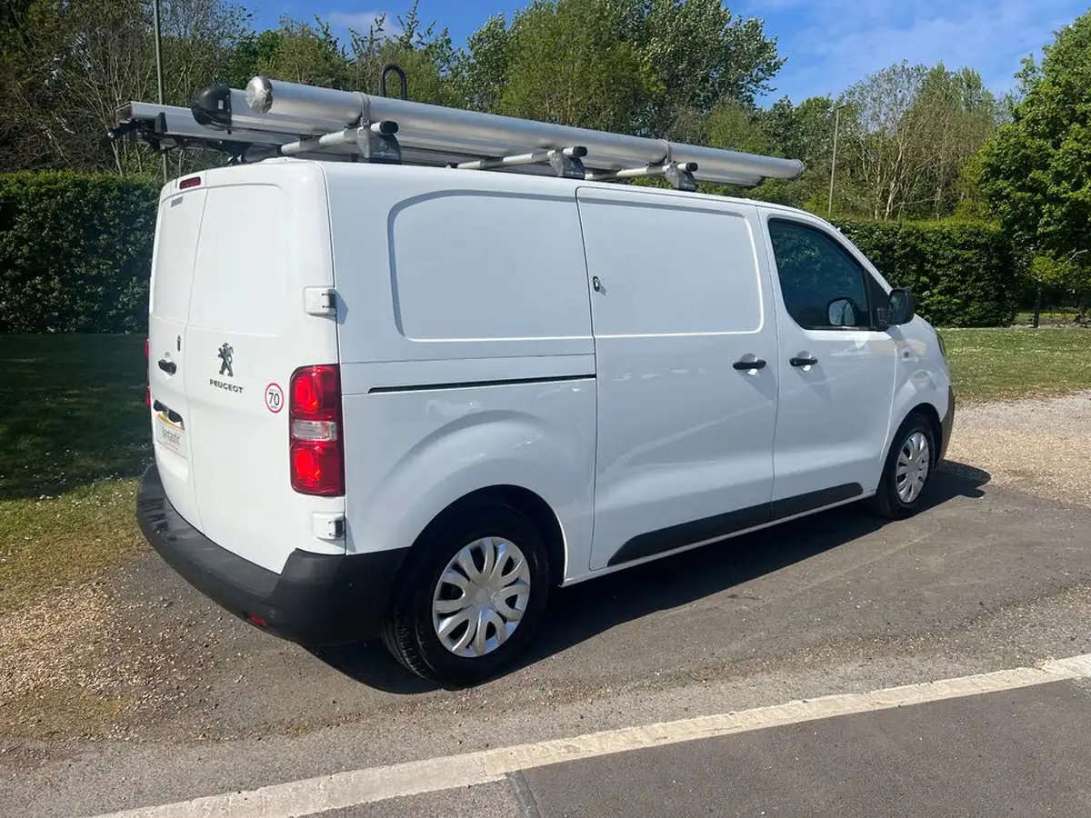 2019-peugeot-expert-15-bluehdi-professional-compact-1000-big-3