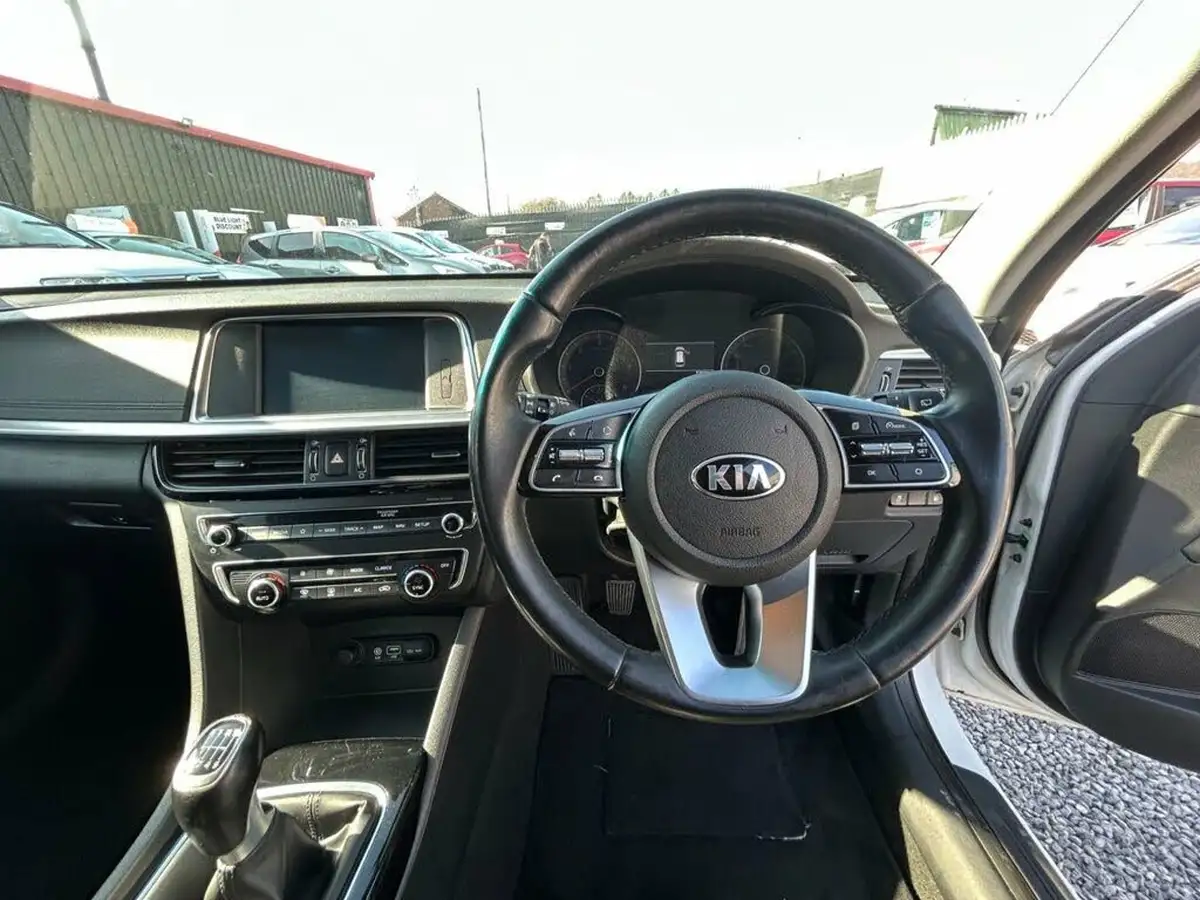 2019-kia-optima-16crdi-3-sportswagon-5d-big-23