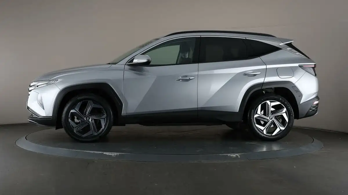 2022-hyundai-tucson-16-t-gdi-premium-230ps-hybrid-auto-big-29