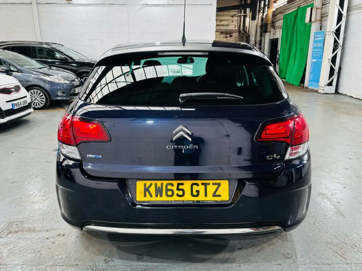 2015-citroen-c4-16bluehdi-flair-120ps-ss-eat6-big-3