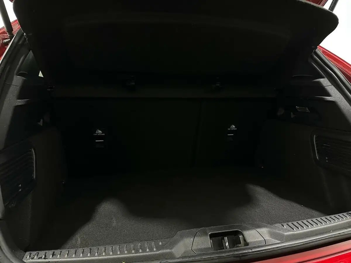 2020-ford-focus-20-st-hatchback-big-49