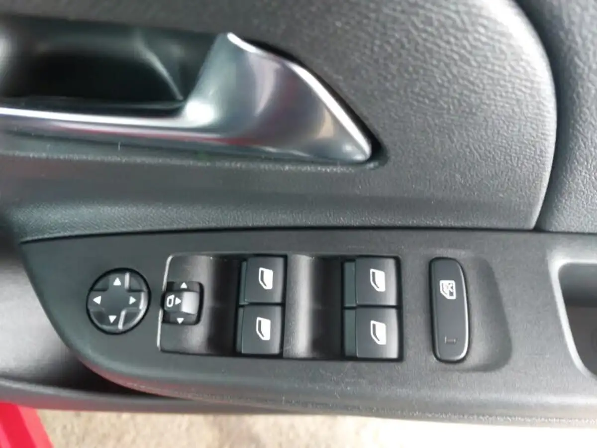 2022-vauxhall-corsa-e-elite-premium-big-10
