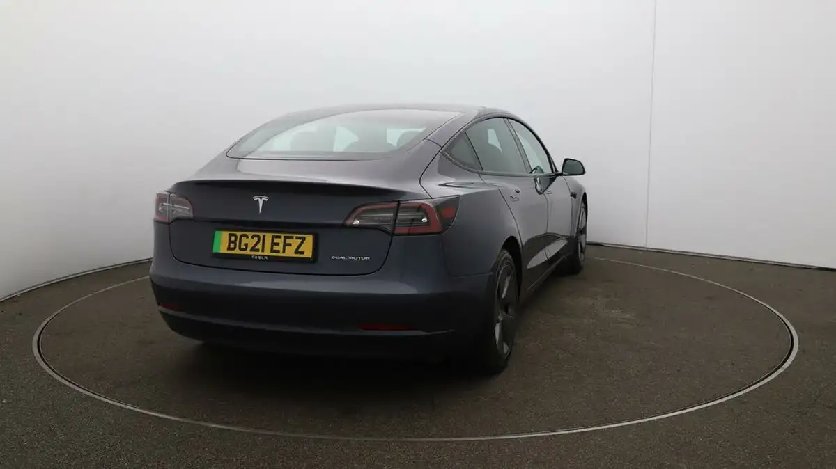 2021-tesla-model-3-e-long-range-4x4-big-48