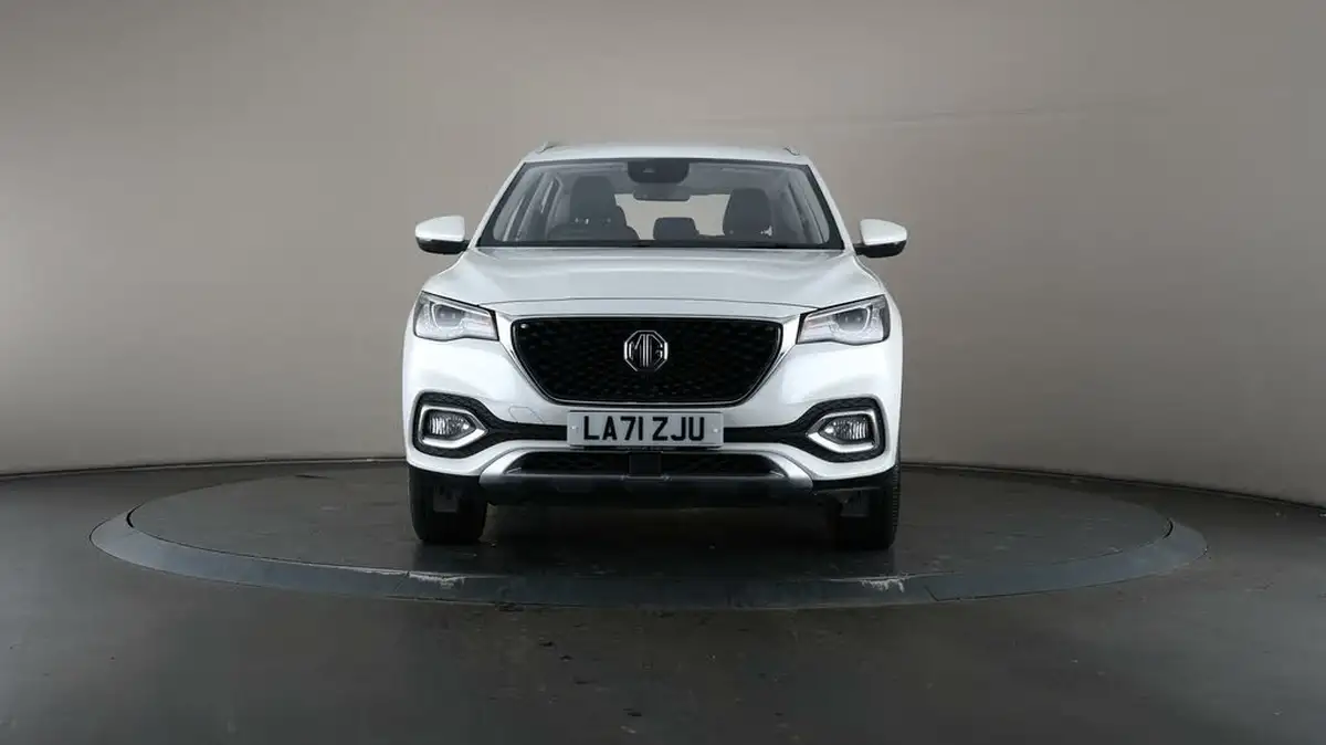 2022-mg-hs-15t-gdi-excite-162ps-big-41